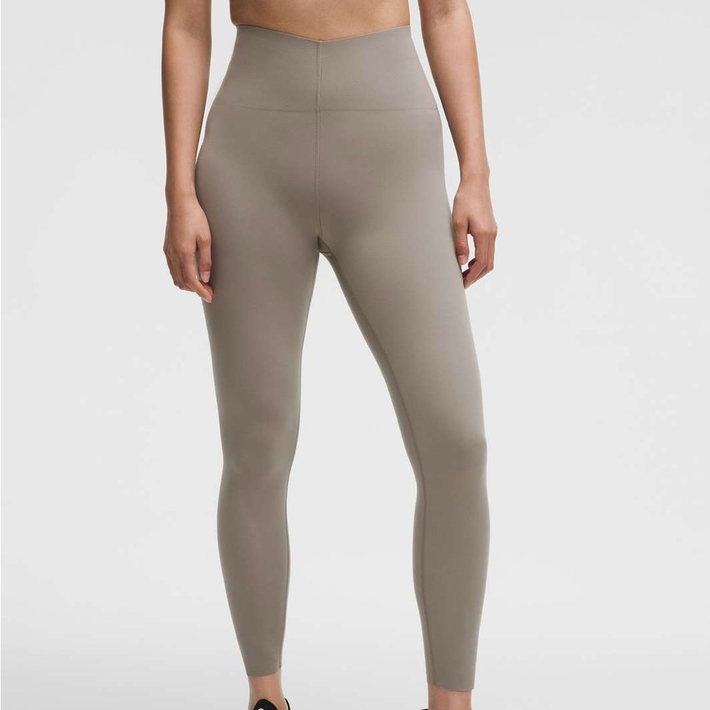 lululemon Glow Up™ Super-High-Rise Tight 28"